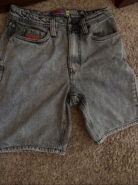 Gray Acid-Wash Denim Shorts with Patch Detail